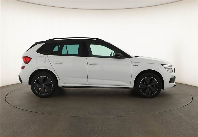Škoda Kamiq (2025) 1.0 TSI, MONTE CARLO, KEYLESS - fotka 6 z 19