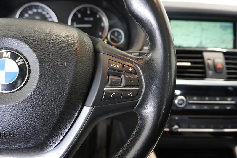 BMW X3 2.0d 110 kW SDRIVE AUTOMAT - fotka 19 z 29