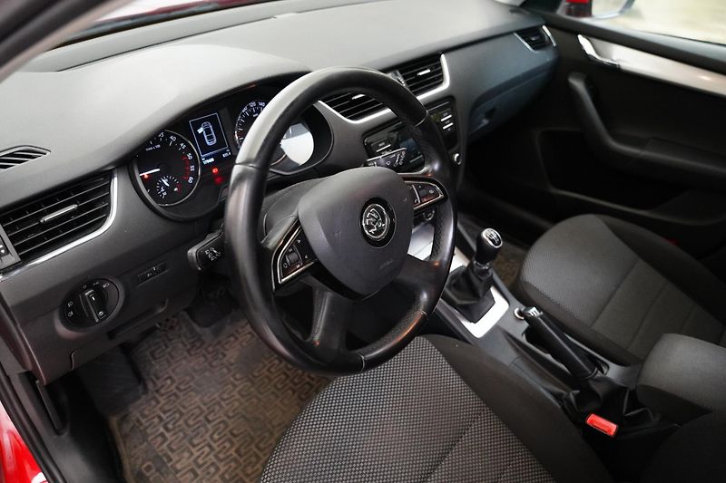 Škoda Octavia - fotka 5 z 6
