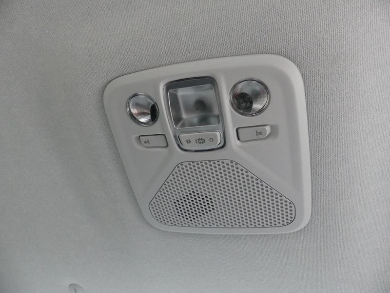 Citroën C4 X (2026) MAX Hybrid 145k Automatic - fotka 21 z 23