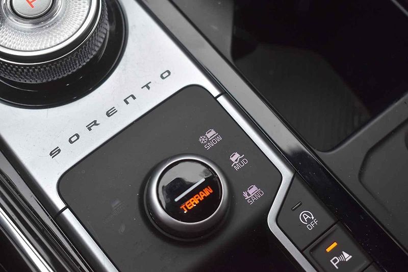 Kia Sorento má rodinám stále co nabídnout