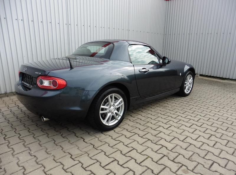 Mazda MX-5 NC 1.8i Roadster Coupé 1.maj. - fotka 4 z 15