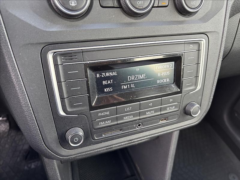 Volkswagen Caddy 1,2 TSI 62kW Trendline - fotka 26 z 30