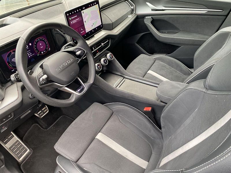 Škoda Kodiaq (2025) 1.5 TSI iV DSG SportLine - fotka 9 z 40