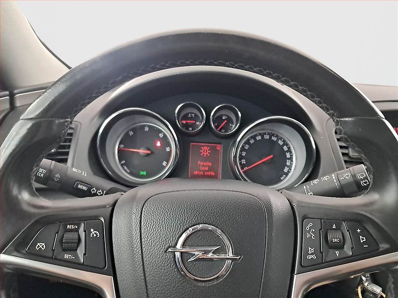 Opel Insignia (2013) 2.0 CDTI, Serv.kniha, nová STK - fotka 17 z 17