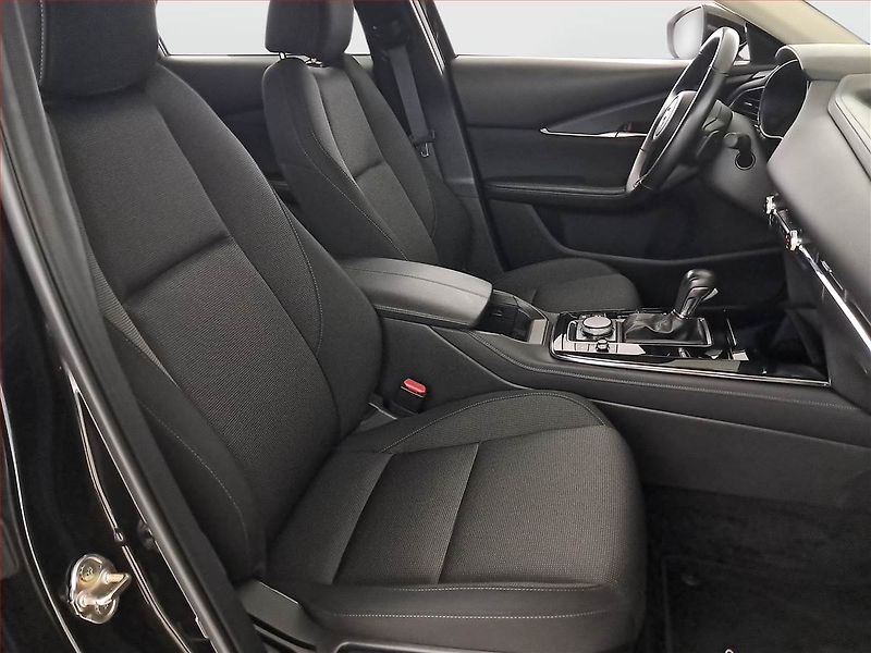 Mazda CX-30 (2023) Skyactiv-X 2.0 - fotka 9 z 22