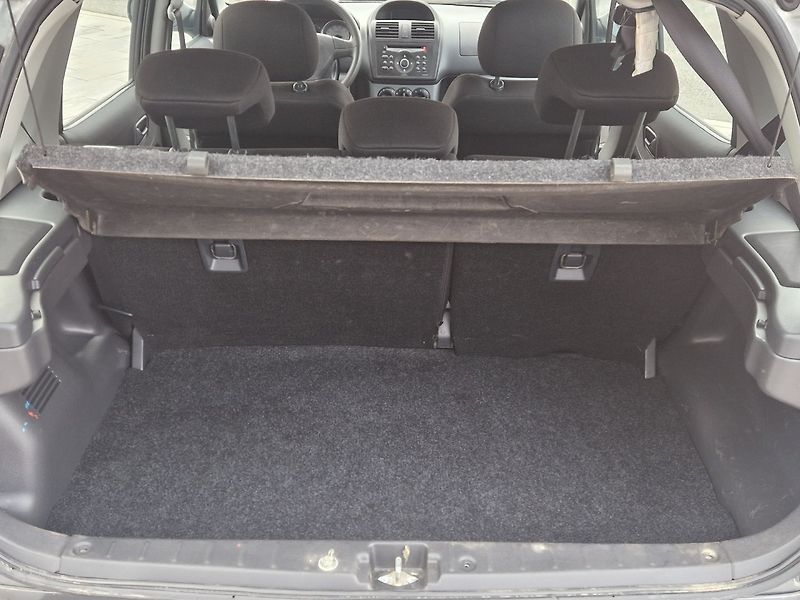 Subaru Justy (2008) 1,3 i 69 KW 4x4 - fotka 9 z 26