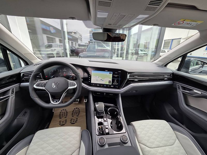Volkswagen Touareg (2026) Final Edition R-Line 3.0 TDI 2 - fotka 19 z 57
