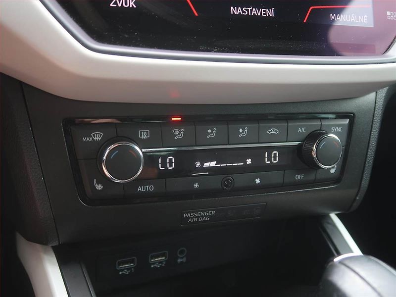 Seat Arona (2019) 1.6 TDI, Automat, Navi - fotka 20 z 20