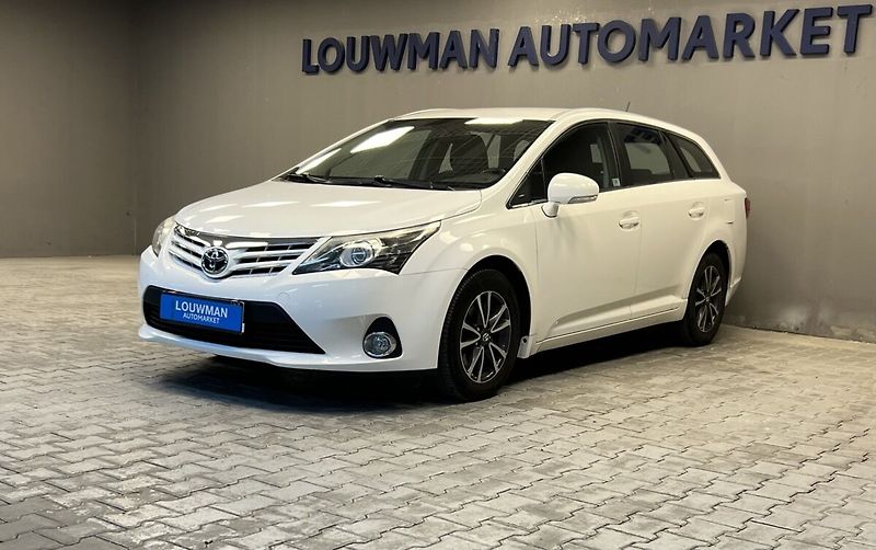 Toyota Avensis 2.0 D-4D LUNA - fotka 1 z 16
