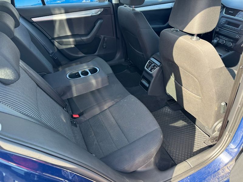 Škoda Octavia (2014) 1,6 TDI 77 KW TAŽNÉ KOLA - fotka 29 z 41