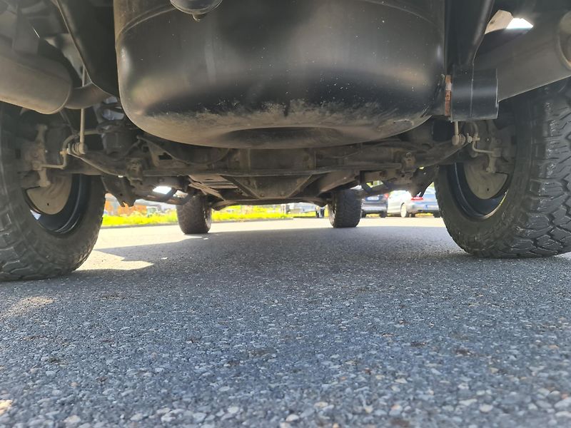 Dodge RAM 1500 (2022) 5.7 HEMI 4x4 BIGHORN LPG - fotka 56 z 67