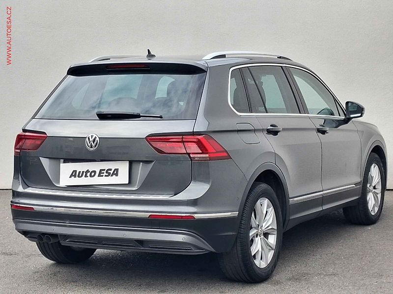 Volkswagen Tiguan (2019) 2.0 TDi, Highline, LED, navi - fotka 4 z 21