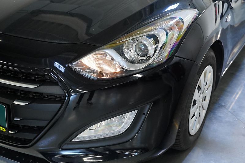 Hyundai i30 - fotka 9 z 22