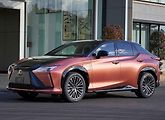 Lexus RZ - luxusnější dvojče elektrické Toyoty bZ4X