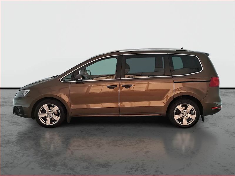 Seat Alhambra (2013) 2.0 TDI, Automat, Navi, Xenony - fotka 3 z 16