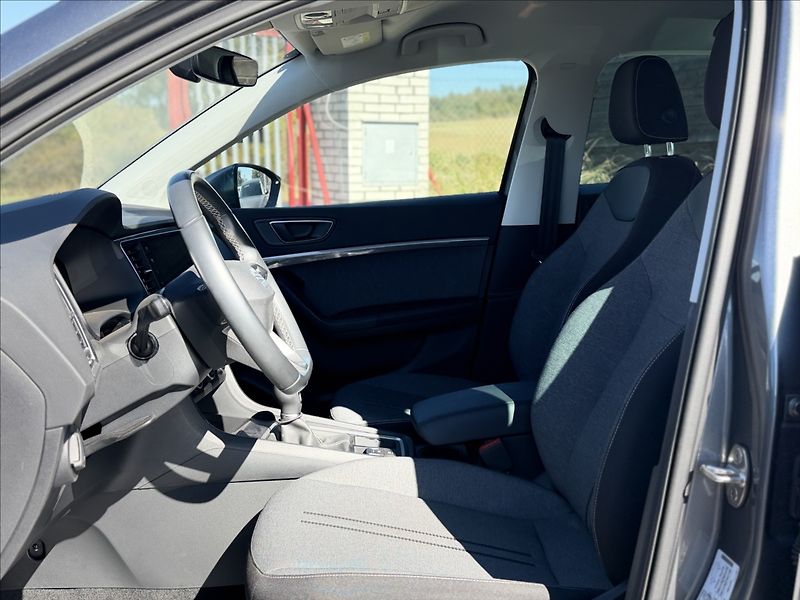 Seat Ateca TSI 81kW LED TAŽNÉ 30tKm - fotka 9 z 26