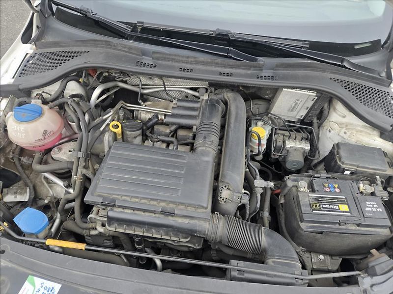 Škoda Rapid 1,2 TSI  AMBIENTE - fotka 21 z 23