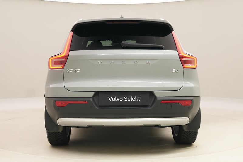 Volvo XC40 B4 CORE AUT  - fotka 12 z 49