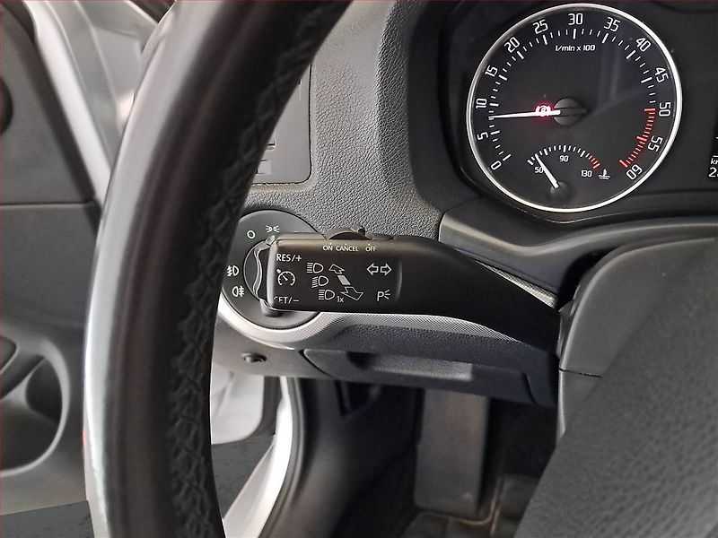 Škoda Octavia (2011) 1.6 TDI, po STK, udržované - fotka 17 z 20