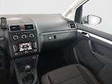 Volkswagen Touran (2015) 2.0 TDI, Navi, Bi-Xenony - náhled 8