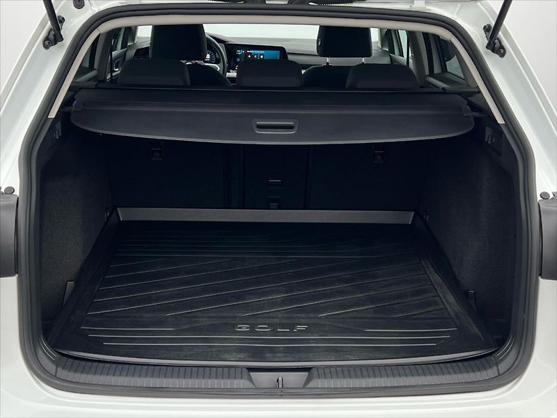 Volkswagen Golf Variant 1,5 eTSi 110kW 7DSG LIFE  8 - fotka 14 z 24