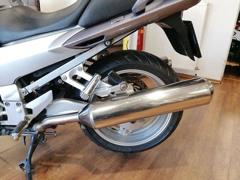 Yamaha FJR 1300 A (2004) - fotka 12 z 20