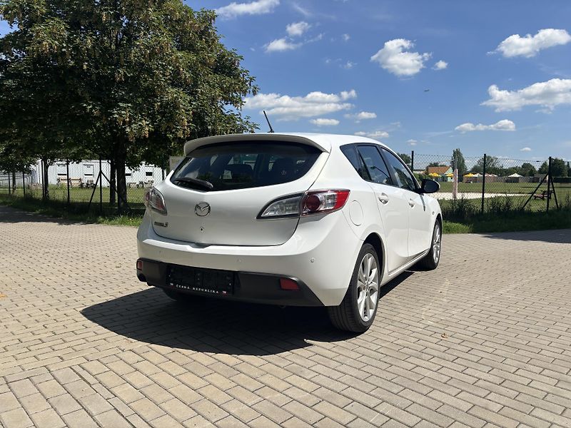 Mazda 3 1.6 Active Plus - fotka 9 z 30