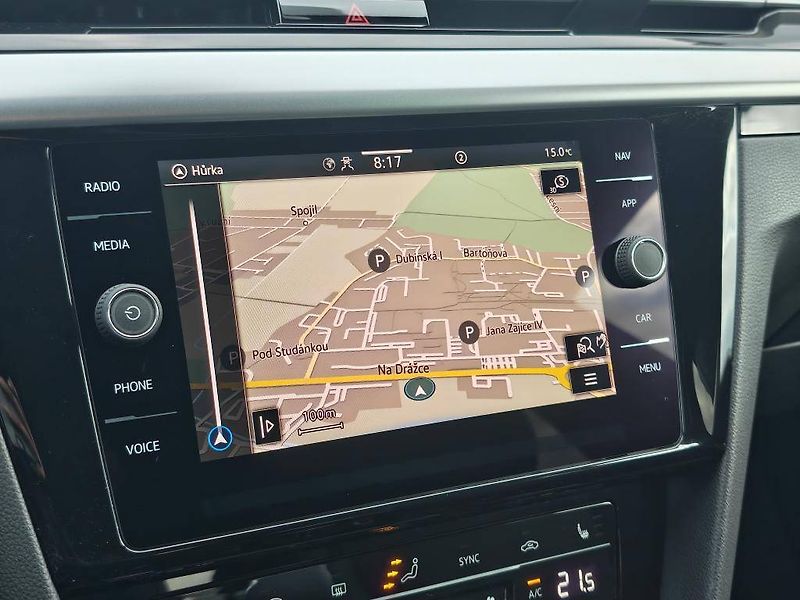 Volkswagen Arteon R-Line 6G 1,5TSI - fotka 17 z 22