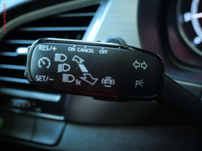 Škoda Fabia (2020) 1.0 TSi, ČR, Style, LED - fotka 15 z 22