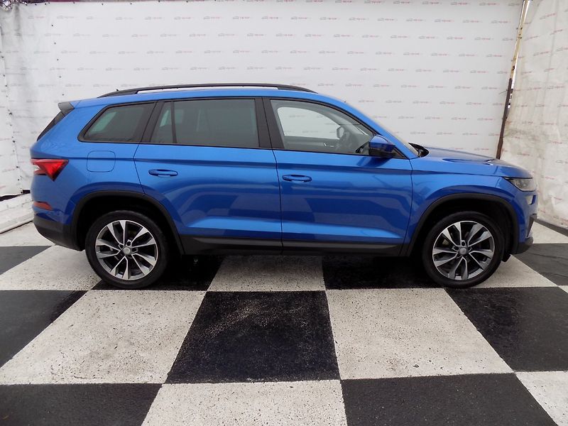 Škoda Kodiaq (2022) 2.0TDI/4x4/DSG/Full-LED/NAVI/ - fotka 6 z 48