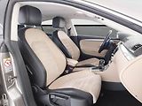 Volkswagen CC (2012) Comfortline 2.0 TDI, Automat - náhled 9