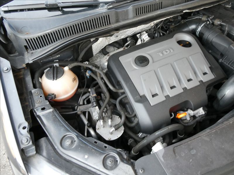 Seat Alhambra 2,0 TDi 103kW 7.míst, serviska - fotka 29 z 39