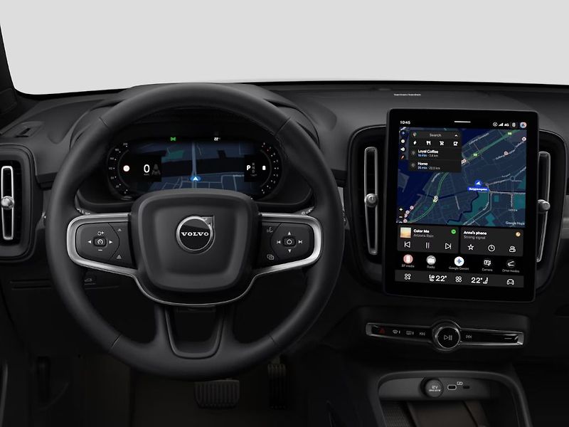 Volvo XC40 PLUS B3 FWD 120kW - fotka 8 z 11