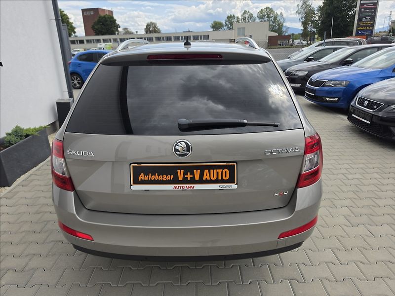 Škoda Octavia III 2,0TDi 110KW 4X4 Elegance - fotka 7 z 50