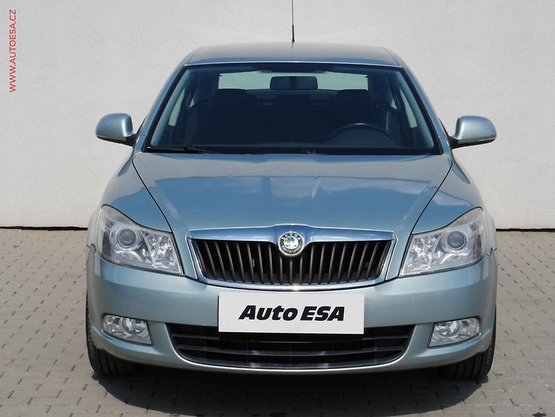 Škoda Octavia (2009) 1.4 TSI, ČR, AC, park.čidla - fotka 2 z 13