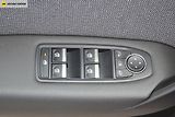 Renault Captur techno mild hybrid 160 EDC - náhled 47