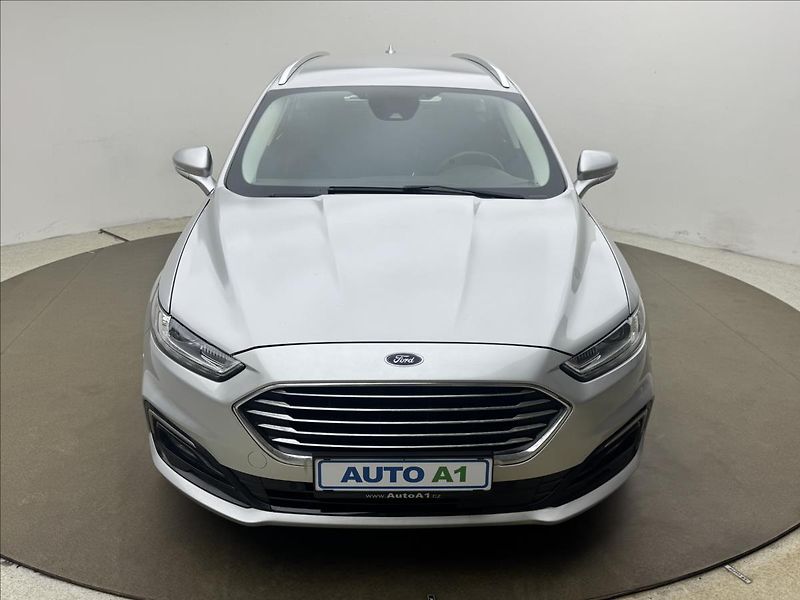 Ford Mondeo 2,0 110kW AT NAVI DPH LED ACC - fotka 2 z 41