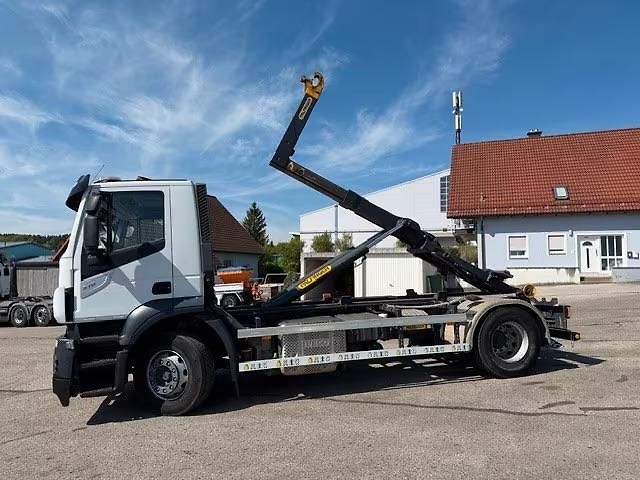 Iveco Ostatní AD190S31 4x2 hákový natah. - fotka 3 z 23