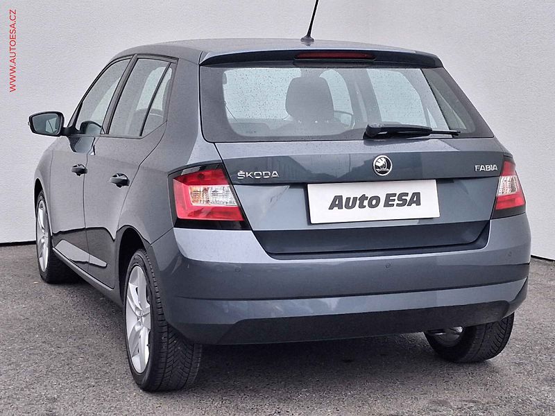 Škoda Fabia (2017) 1.0 MPi, Cool Edition - fotka 6 z 17