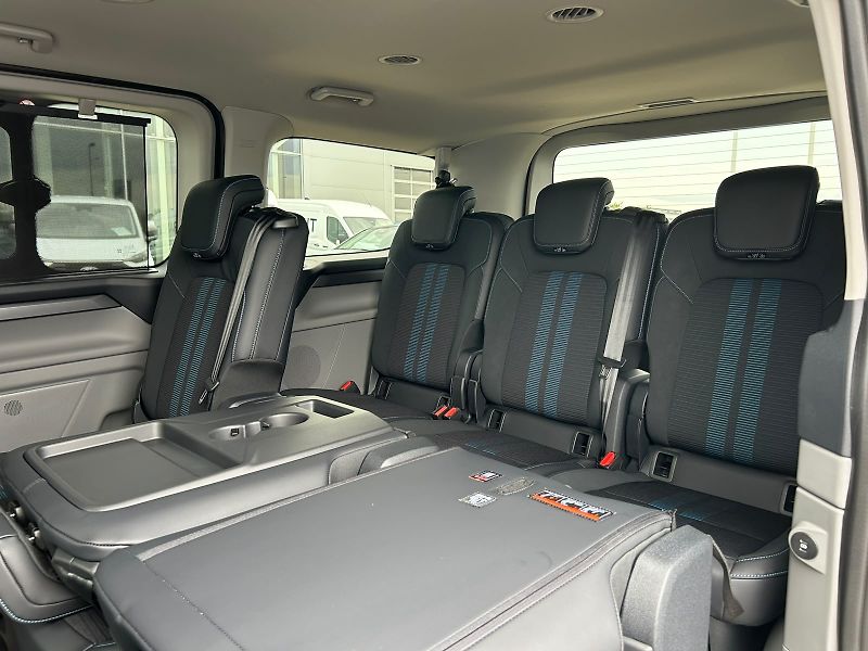 Ford Tourneo Custom (2025) Sport L1, Tourneo, 2.0 EcoBlue - fotka 14 z 19