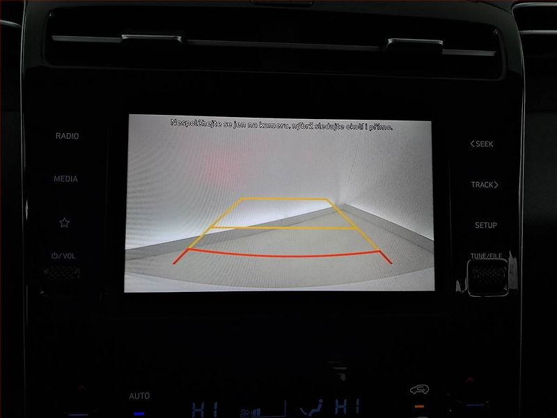 Hyundai Tucson (2023) 1.6 T-GDI 48V MHEV - fotka 19 z 19