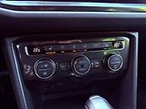 Volkswagen Tiguan 2.0 TDi DSG 4M, ČR, Serviska - náhled 25
