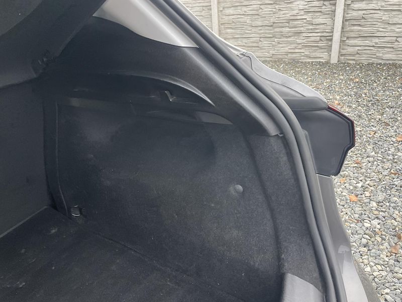 Fiat Tipo 1.4Ti-JET 120PS LPG LOUNGE TOP - fotka 129 z 187