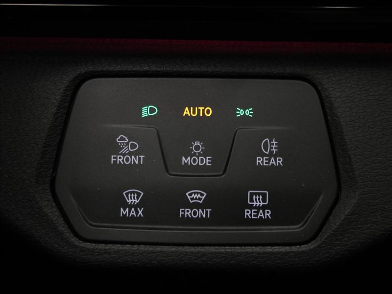 Volkswagen ID.4 0,0 77kWh 150kW 1.maj.ČR.Tažné - fotka 19 z 25