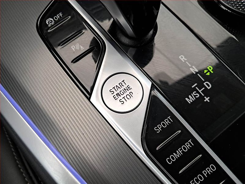 BMW X5 (2022) xDrive30d - fotka 23 z 25