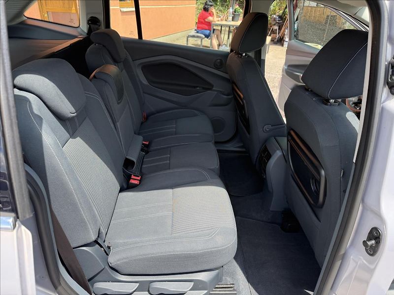 Ford C-MAX 1,6 TDCi  TITANIUM - fotka 21 z 28