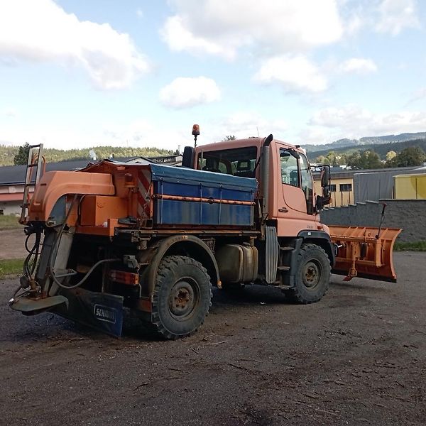 Mercedes-Benz Ostatní (2002) Unimog U300 - fotka 11 z 21