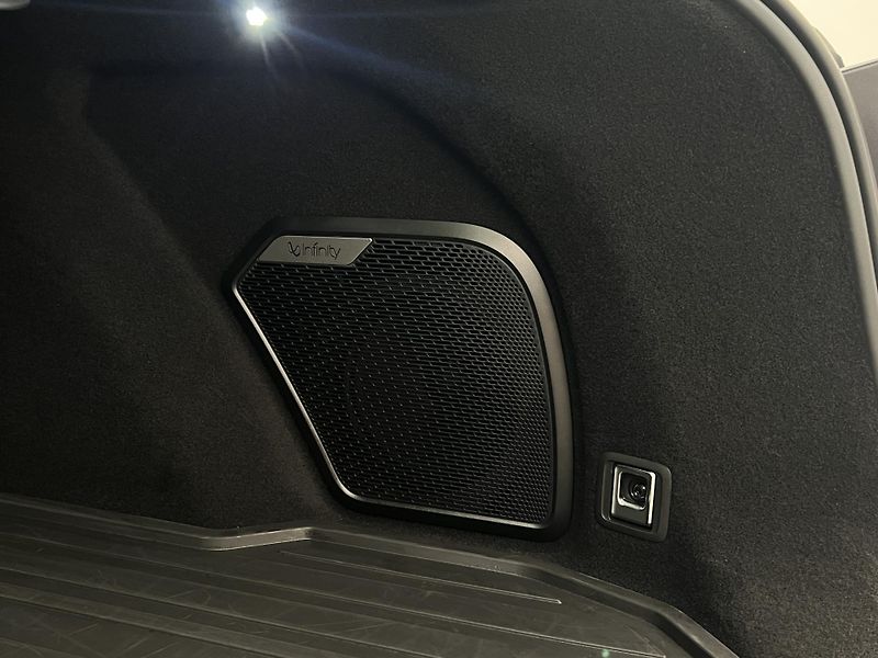 Lynk & Co 01 MORE PHEV AUT CZ 1.maj - fotka 16 z 50