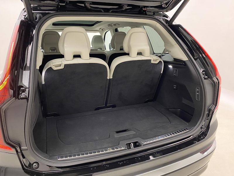 Volvo XC90 (2026) T8 AWD Plug-in BRIGHT PLUS 7m - fotka 26 z 68